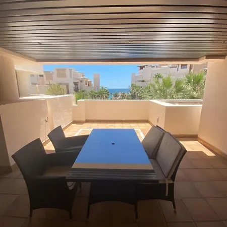 Apartment En Primera Linea En *